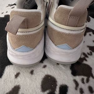 New balance 574 women’s athletic shoes Sz 10 new